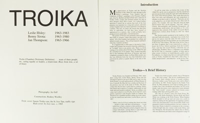 Lot 452 - Troika Pottery. 17-21 May 1994