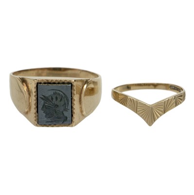 Lot 342 - A 9ct gentleman's signet ring and a 9ct wishbone ring.