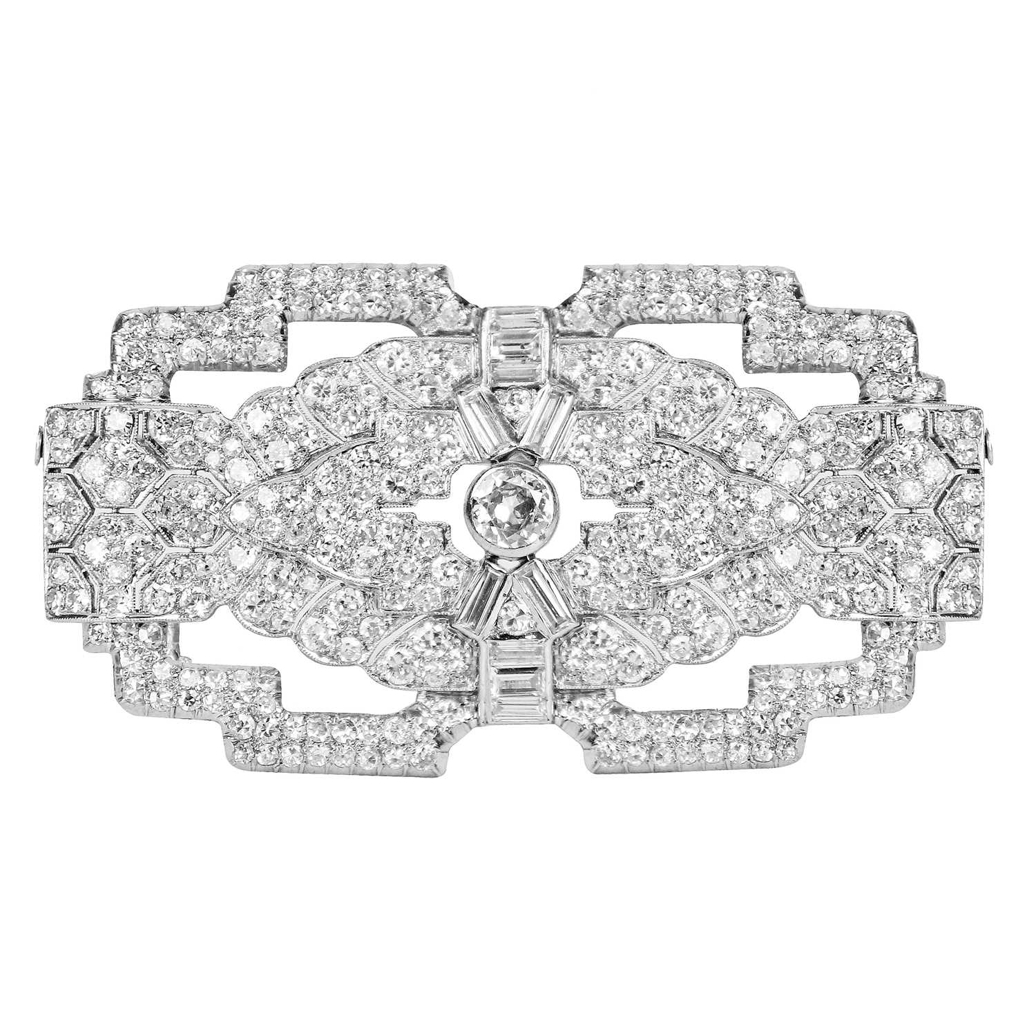 Lot 1 - An exquisite Art Deco platinum diamond set brooch.