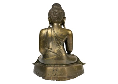 Lot 90 - A large Chinese bronze model of Buddha.