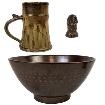 Lot 49 - A Brown saltgalze bowl.