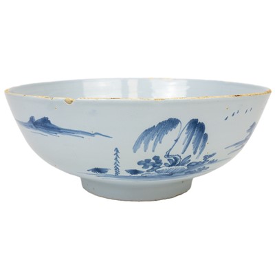 Lot 77 - A large Delft bowl.