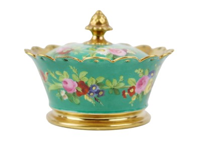 Lot 474 - A French porcelain box and cover.