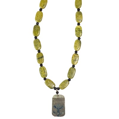 Lot 413 - A Nancy Pickard stone pendant necklace and stone and gem fringe necklace.
