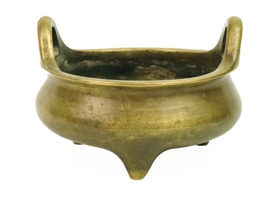 Lot 7 - A Chinese bronze censer, Qing Dynasty, 19th century.