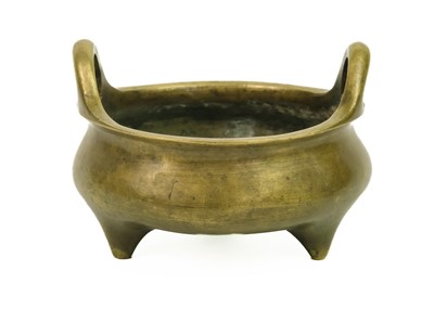 Lot 7 - A Chinese bronze censer, Qing Dynasty, 19th century.