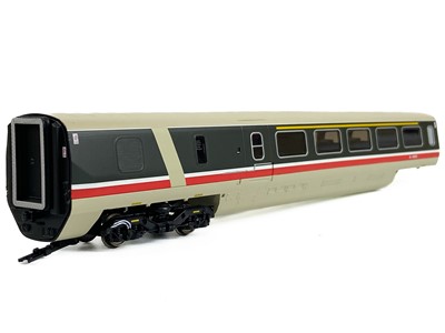 Lot 522 - Hornby "OO" BR class 370 APT Power car pair plus 6 compatible carriages (total 8 vehicles)