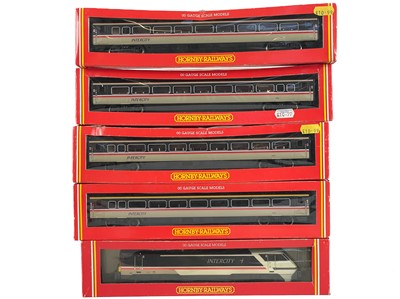 Lot 524 - Hornby "OO" class 91 Power Car, Driving Van trailers + 6 MK4 compatible carriages (total 9 vehicles)