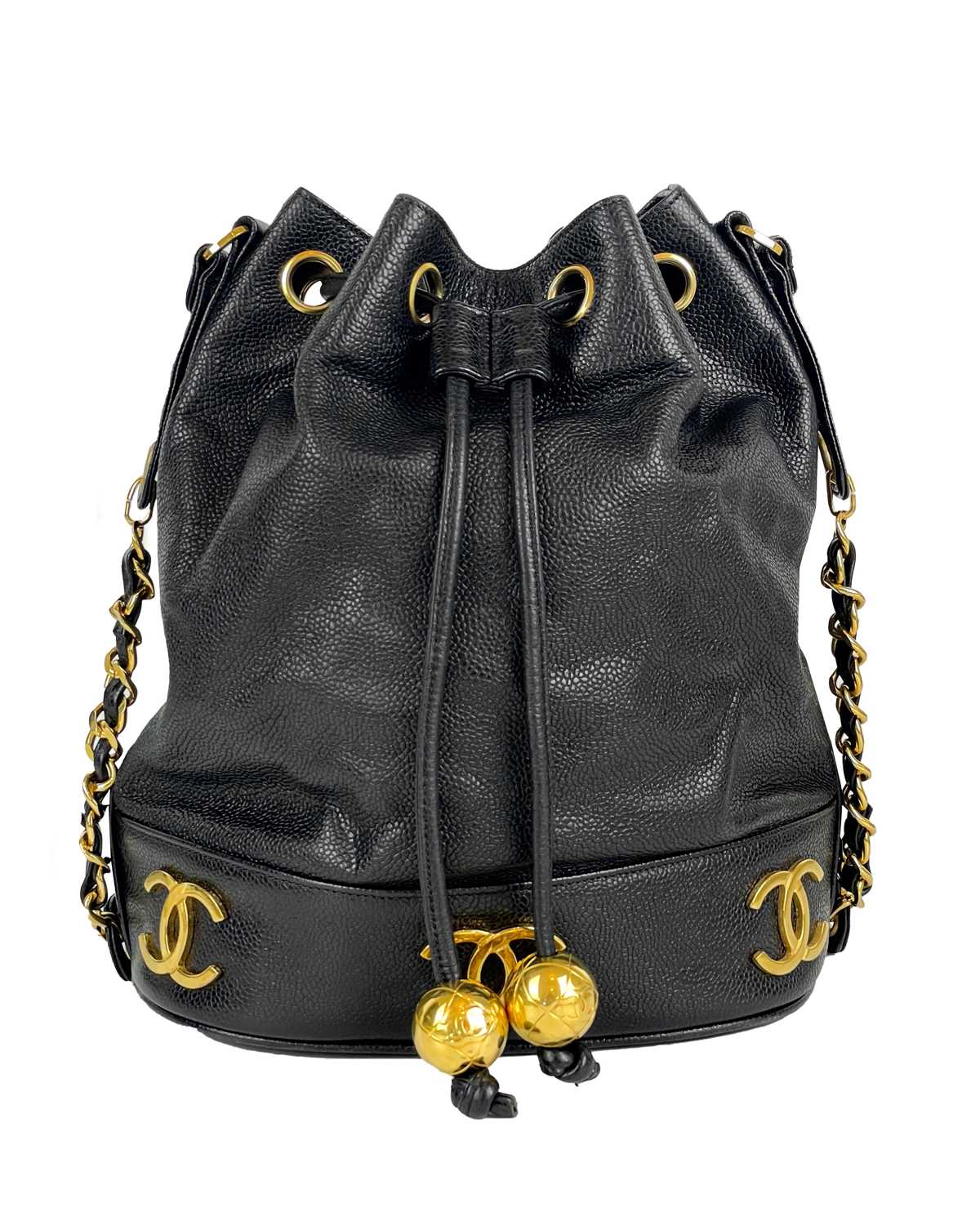 AUTH. CHANEL VINTAGE BUCKET BAG GHW, Luxury, Bags & Wallets on