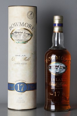 Lot 41 - Bowmore 17 year old