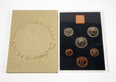 Lot 39 - GB decimal proof coin sets plus various GB silver coinage including hammered coin