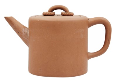 Lot 122 - A Chinese Yixing teapot.