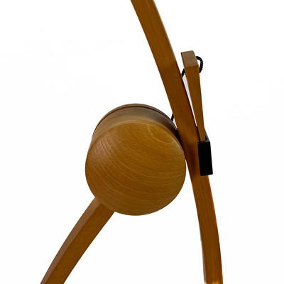 Lot 11 - Mario Vivaldi for Domus Pollo adjustable beech floor lamp.