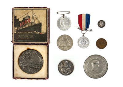 Lot 224 - Military related medallions / medals (x8)