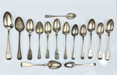 Lot 67 - A collection of fifteen silver spoons.