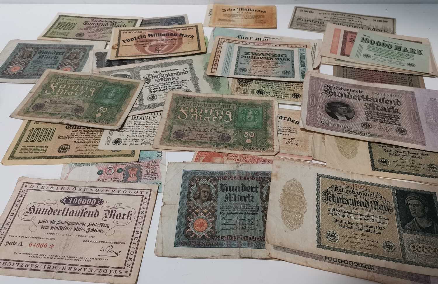 Lot 80 - 1920s German Reichsbanknotes, together with