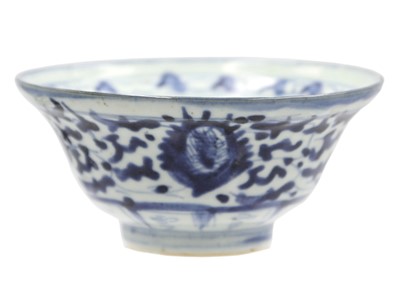 Lot 143 - A Chinese blue and white provincial bowl, Ming Dynasty.