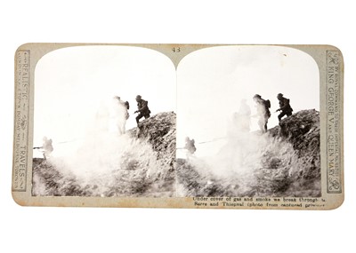 Lot 258 - A large collection of various stereoscopic viewing cards.