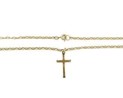 Lot 32 - A 9ct cross pendant necklace.