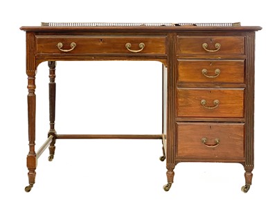 Lot 80 - An early 20th century mahogany single pedestal desk.