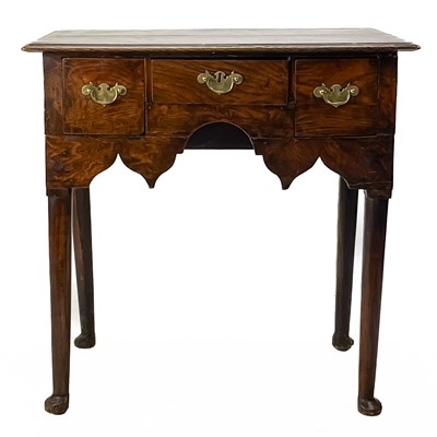 Lot 165 - A George III ash lowboy.