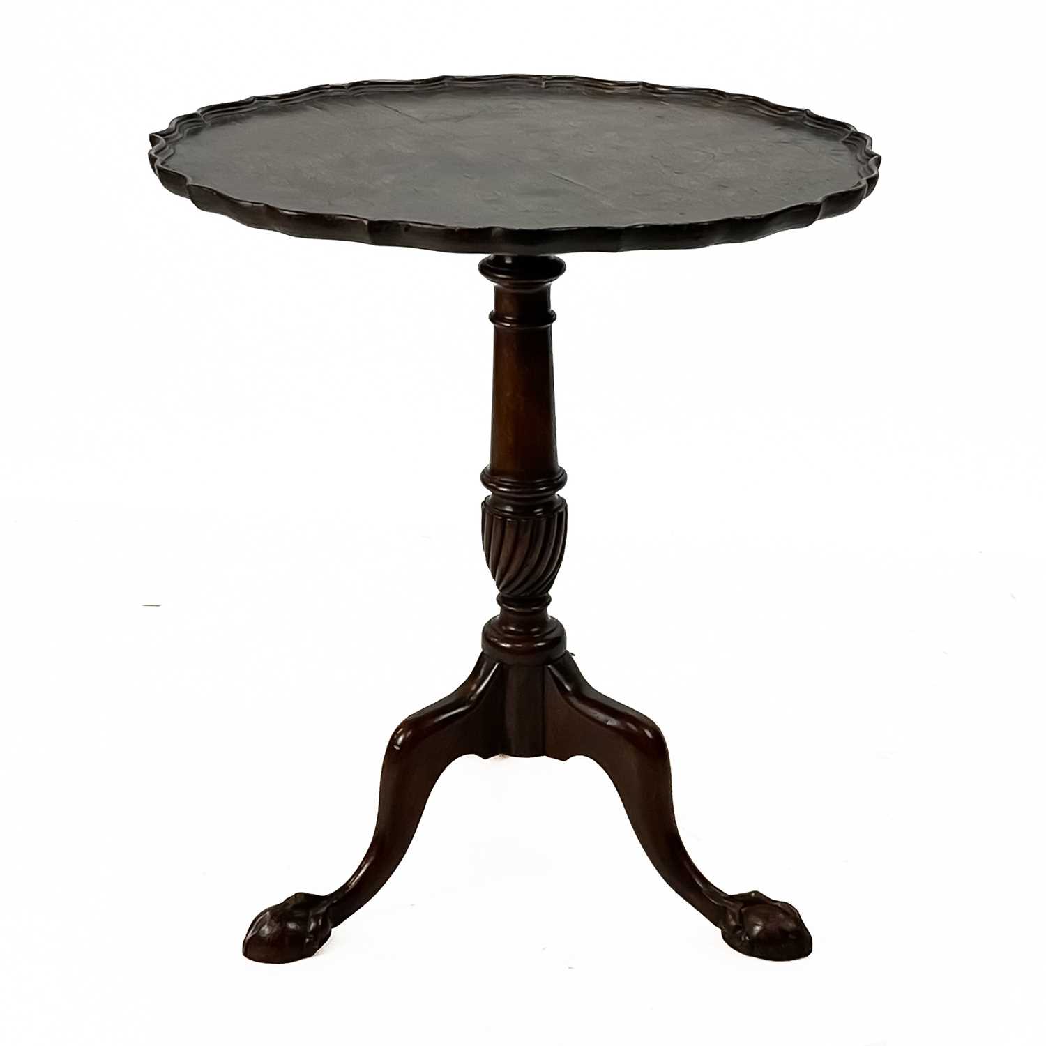 Lot 620 - A George III style burr elm pie crust tripod wine table.