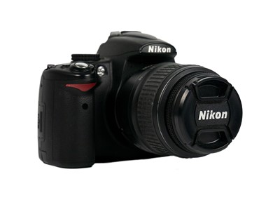 Lot 319 - A Nikon D5000 fitted with a Nikon DX AF-S Nikkor ED 18-55mm lens.
