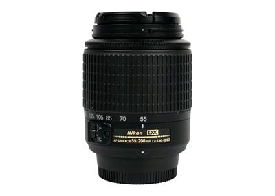 Lot 319 - A Nikon D5000 fitted with a Nikon DX AF-S Nikkor ED 18-55mm lens.