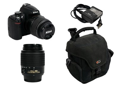 Lot 349 - A Nikon D5000 fitted with a Nikon DX AF-S Nikkor ED 18-55mm lens.