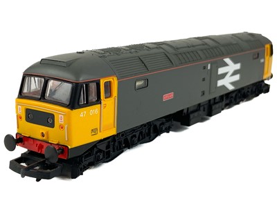 Lot 553 - Lima Brush Type 4 (class 47) "OO" diesels (x5)