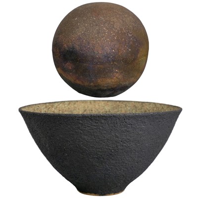 Lot 326 - Bowl and Spherical Form