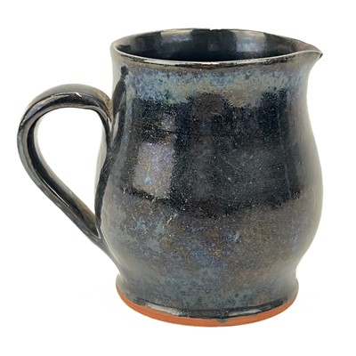 Lot 455 - A collection of Michael Truscott studio pottery.