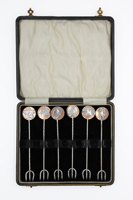 Lot 121 - A set of contemporary 925 silver and copper 'Beach Comber' prawn picks by James Suddaby.