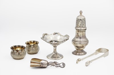 Lot 93 - A silver pepperette by J B Chatterley & Sons Ltd.