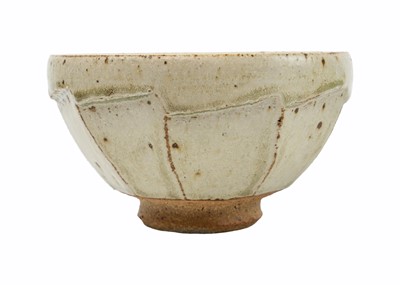 Lot 513 - A collection of Michael Truscott studio pottery