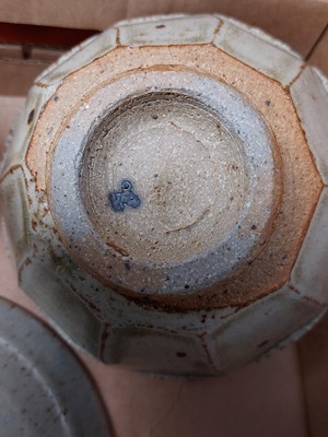 Lot 513 - A collection of Michael Truscott studio pottery