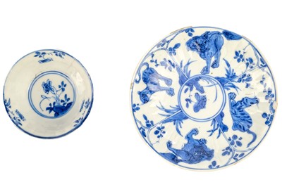 Lot 35 - Five Chinese porcelain tea bowls and saucers, 18th century.