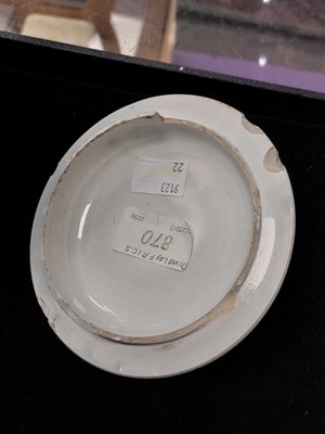 Lot 448 - A blue and white pearlware coffee pot and cover and a barrel-shaped jug and cover.