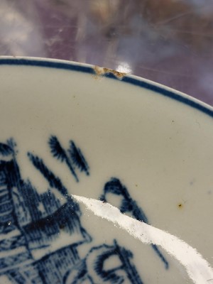 Lot 426 - An 18th century Liverpool porcelain blue and white tea bowl and saucer.