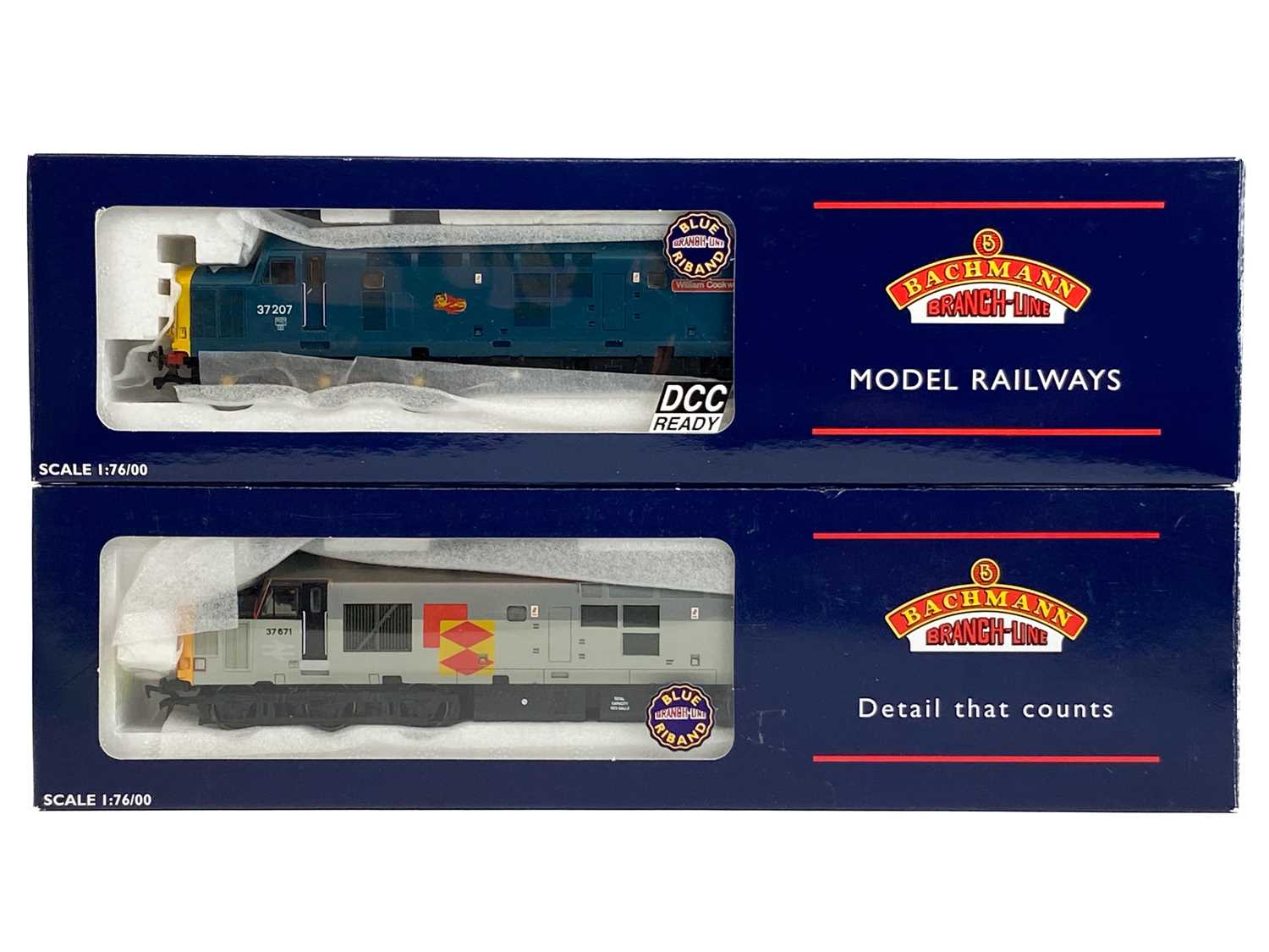 Lot 569 - BR English Electric Class 37 "OO" boxed Cornish interest Bachmann models (x2)