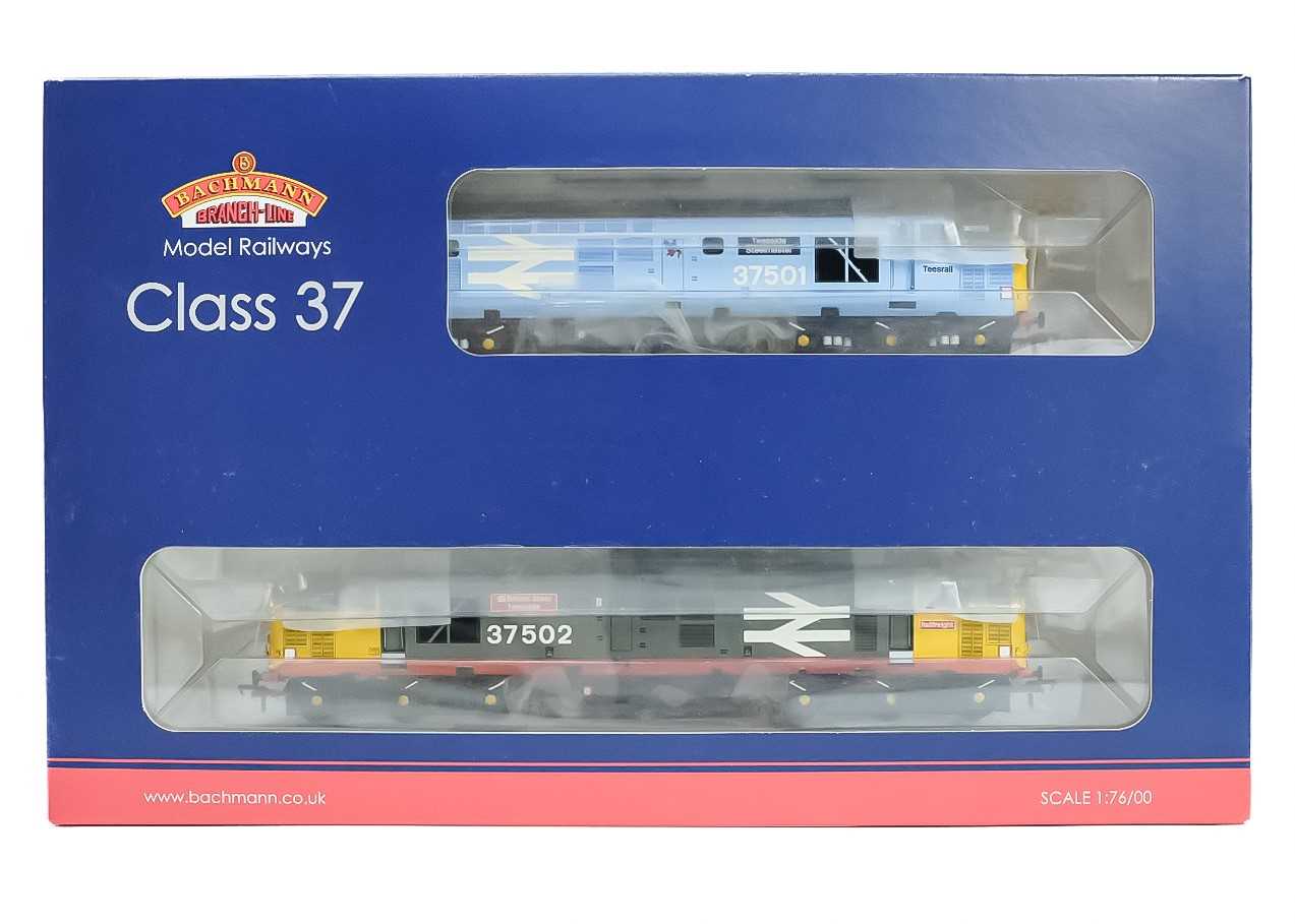 Lot 570 - BR English Electric Class 37 "OO" boxed special twin pack Bachmann models