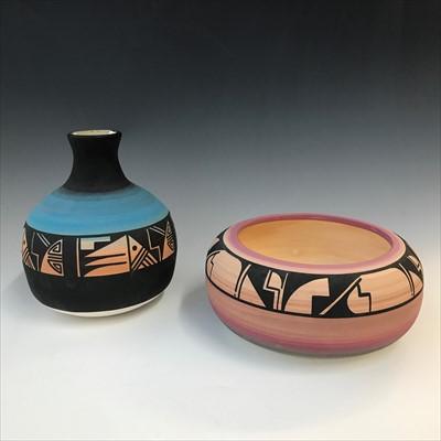 Lot 1050 - Two pices of Ute Moutain Tribe pottery...