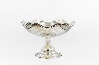 Lot 108 - A George VI heavy silver tazza by William Hutton & Sons.