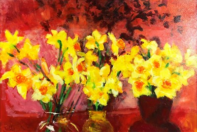 Lot 586 - Lynn GOLDEN (b.1958) Three Vases of Daffodils...