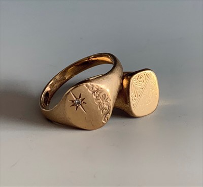 Lot 2471 - Two 9ct gold signet rings 14.8gm