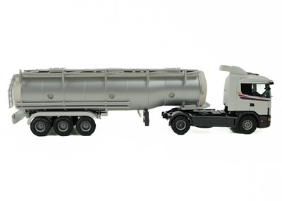 Lot 752 - Scania 124-420 Truckhead with liquid tanker trailer