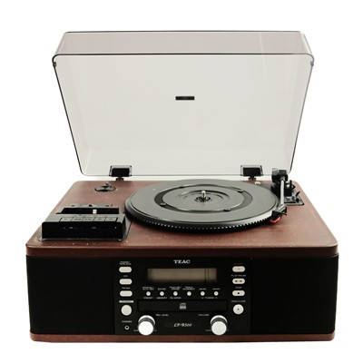 Lot 170 - A TEAC LP-R500E music centre.