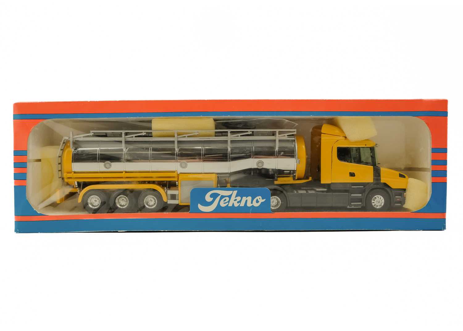 Lot 733 - Tekno - Scania Tanker Boxed