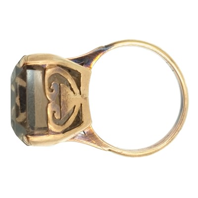 Lot 29 - A 9ct smoky quartz set cocktail ring.