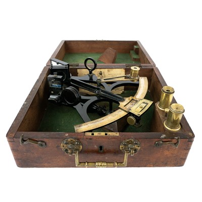 Lot 385 - A cased sextant.